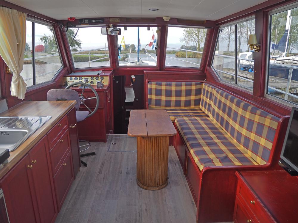 Stuurhuis, Accommodatie